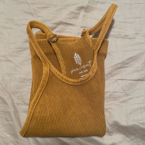 Free People Happiness Runs Long Crop Tank golden yellow XS/S $40 - Picture 5 of 14